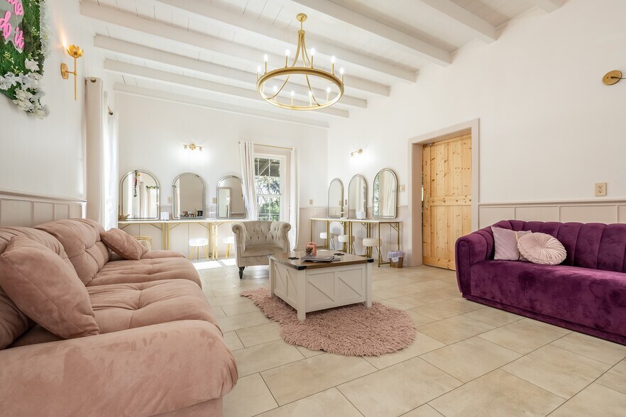 More Photos Of 980 County Road 1705, Jacksonville Lodge Meeting Hall For Sale