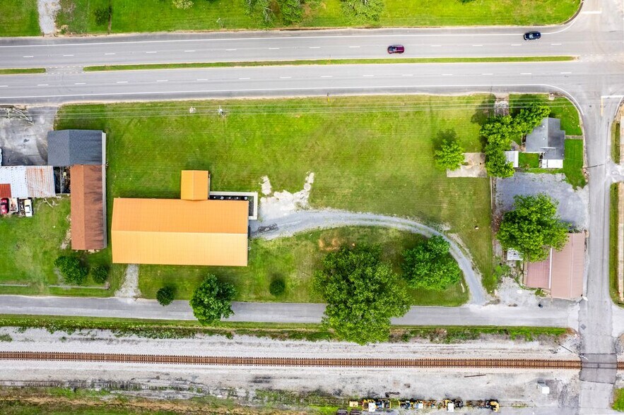 More Photos Of 2418 US-31, Falkville Warehouse For Sale