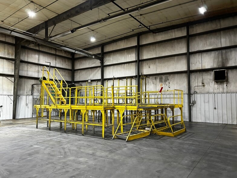 More Photos Of 3521 Antelope Ave, Kearney Manufacturing For Sale