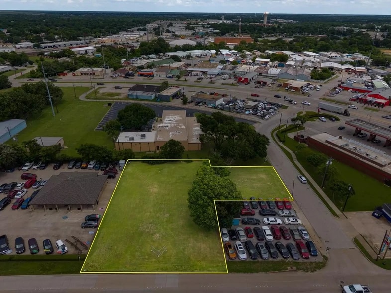 More Photos Of 212 N 1st St, Garland Land For Sale
