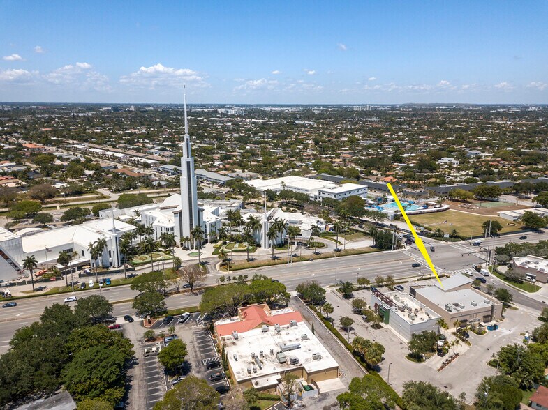 More Photos Of 5554 N Federal Hwy, Fort Lauderdale Storefront For Lease