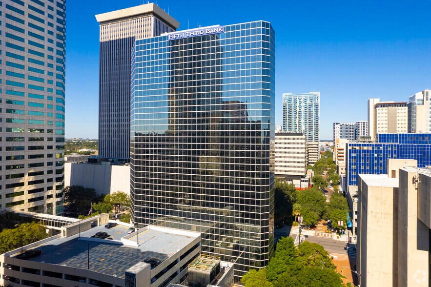 More Photos Of 201 E Kennedy Blvd, Tampa Office For Lease