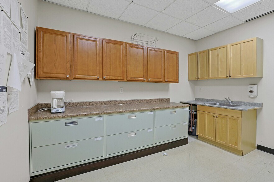 More Photos Of 1-3 Cavalry Dr, New City Storefront Retail Office For Lease