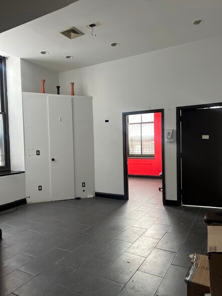 More Photos Of 1854 Amsterdam Ave, New York Religious Facility For Lease