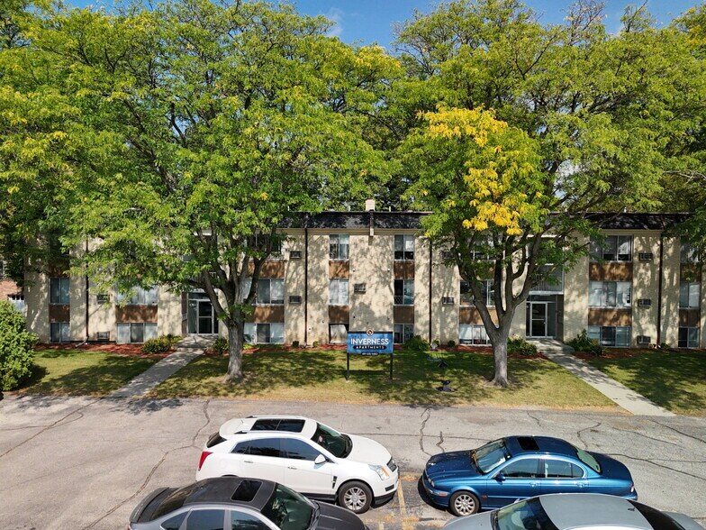 More Photos Of 4760 Dorr St, Toledo Apartments For Sale