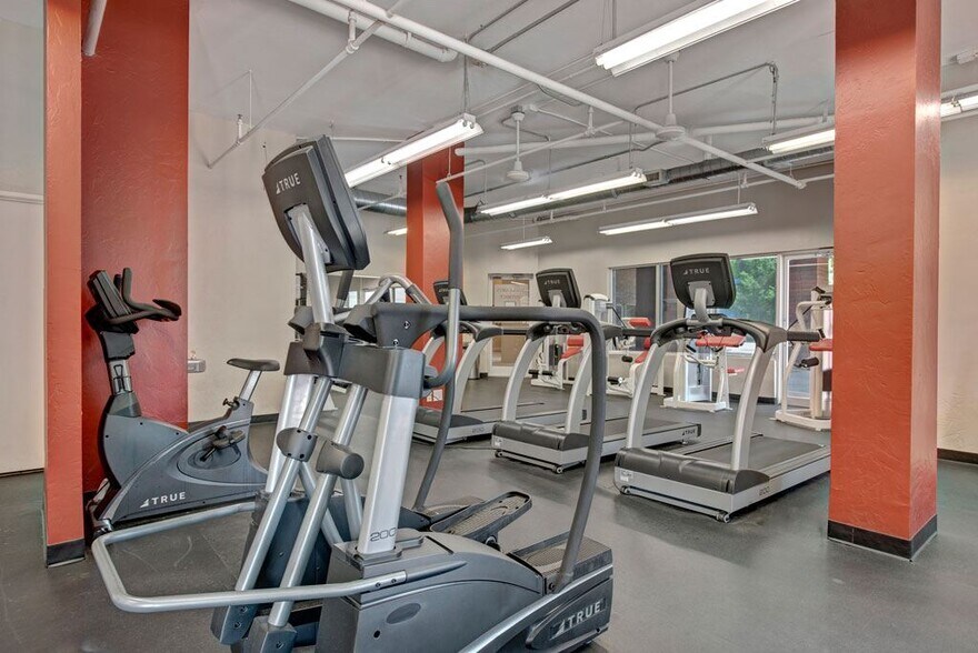 More Photos Of 301-409 N Walker Ave, Oklahoma City Apartments For Lease