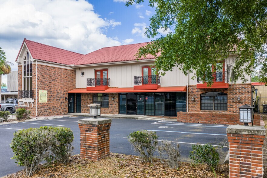 More Photos Of 305 SE 2nd Ave, Gainesville Office For Lease