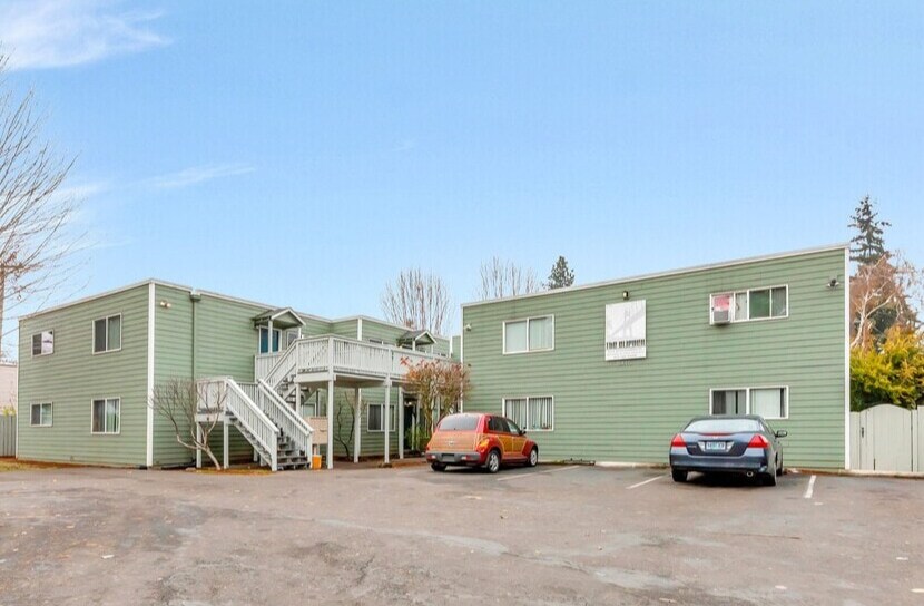 Primary Photo Of 8415 N Fessenden St, Portland Apartments For Sale