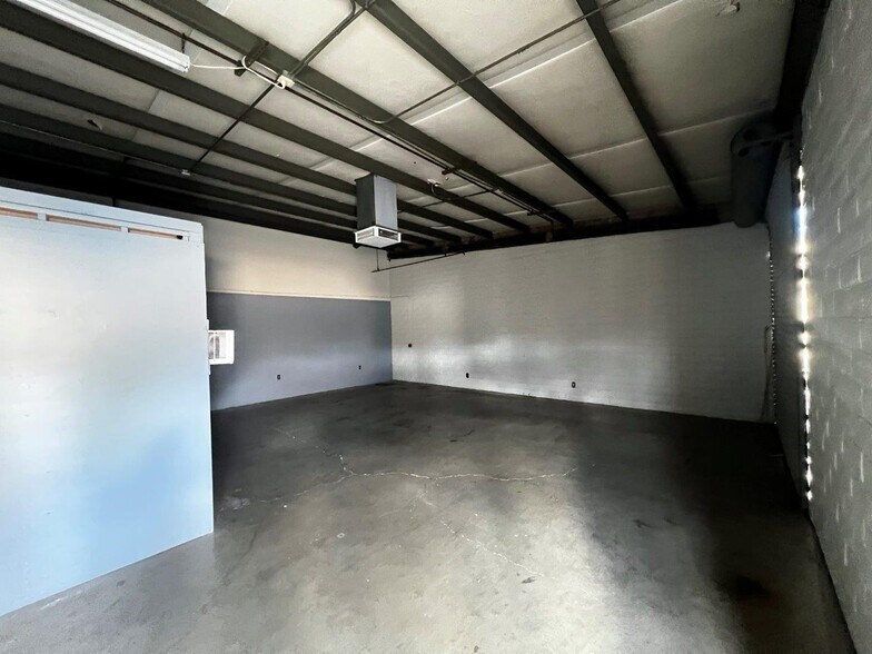 More Photos Of 1666 E Cypress Ave, Redding Office For Lease
