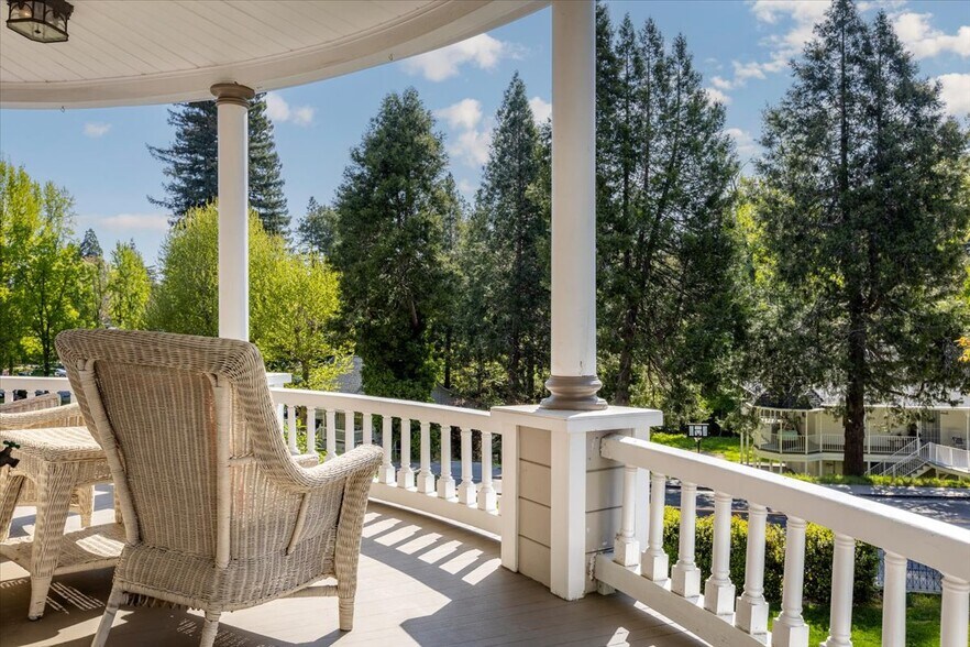 More Photos Of 358 Mill St, Grass Valley Specialty For Sale