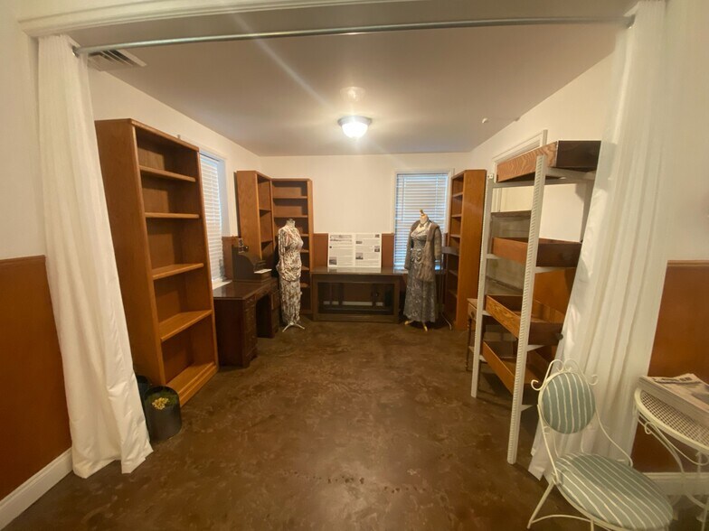 More Photos Of 15605 Parkway Drive, Hosston Religious Facility For Sale