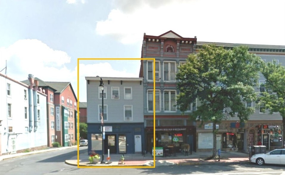 More Photos Of 546 Main St, Middletown Restaurant For Lease