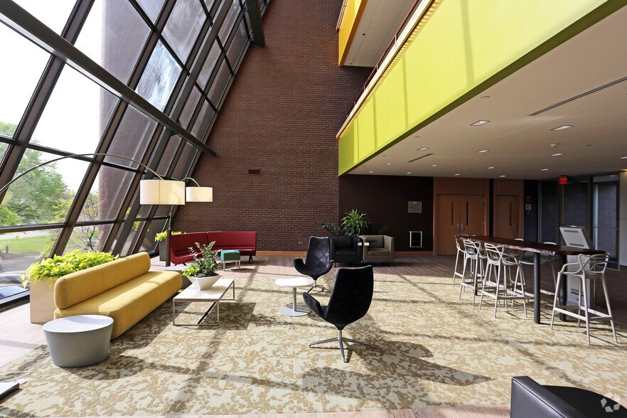 More Photos Of 1400 N Providence Rd, Media Office For Lease