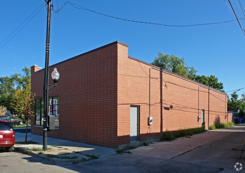 More Photos Of 119-133 E 75th St, Chicago General Retail For Lease
