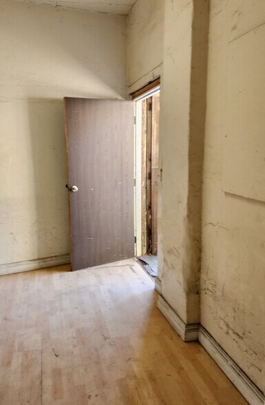 More Photos Of 2676-2678 W Pico Blvd, Los Angeles Storefront For Lease