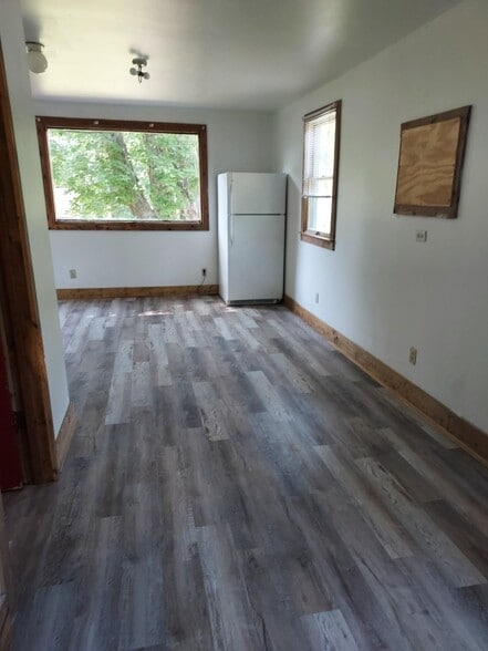 More Photos Of 329 Kent Rd, New Milford Apartments For Sale
