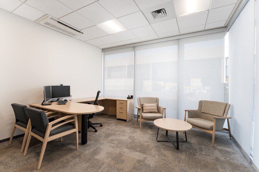 More Photos Of 130 Robin Hill Rd, Goleta Loft Creative Space For Lease