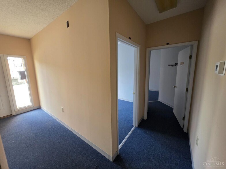 More Photos Of 779 Reynard Ave, Cincinnati Medical For Sale
