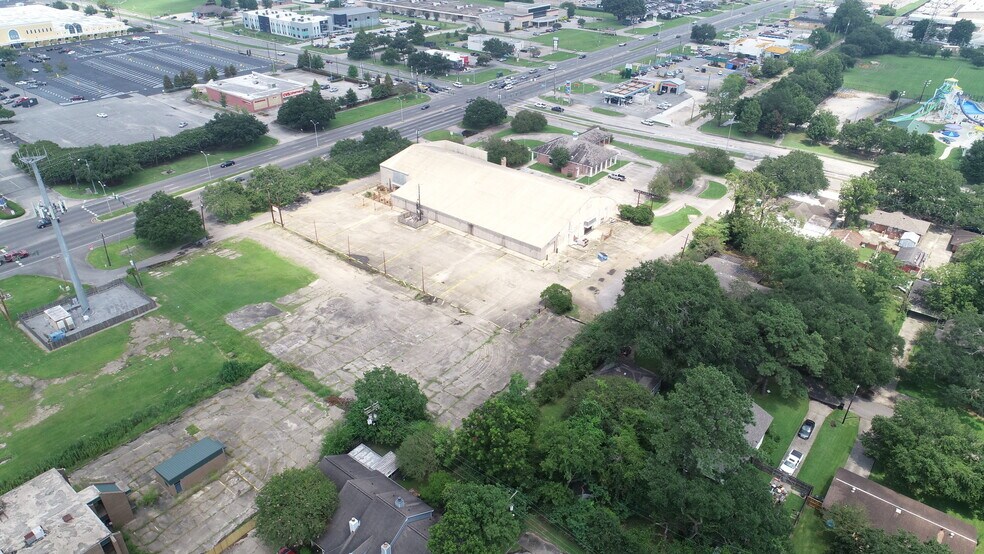 More Photos Of 7300 Florida Blvd, Baton Rouge Land For Sale