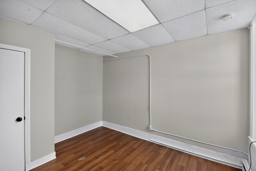 More Photos Of 261 French St, New Brunswick Apartments For Sale