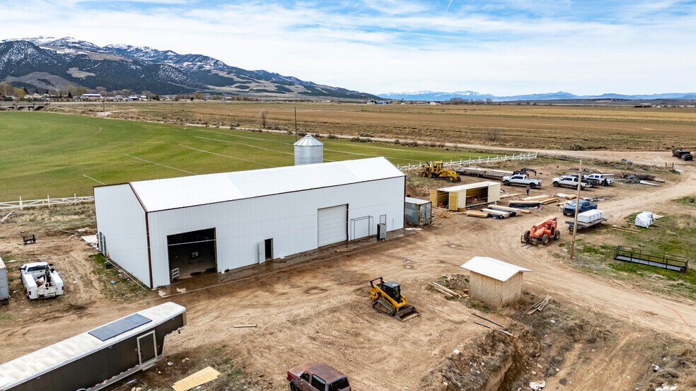 More Photos Of 700 N Center Street, Summit Land For Sale