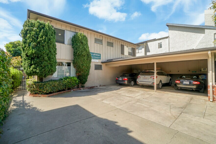 Primary Photo Of 1224 9th St, Santa Monica Apartments For Sale