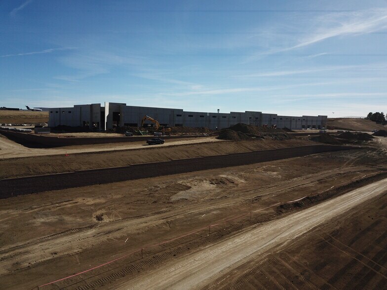 More Photos Of INOVA Aero, Englewood Unknown For Lease