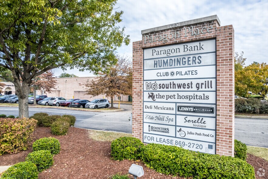 More Photos Of 6300 Poplar Ave, Memphis Storefront For Lease