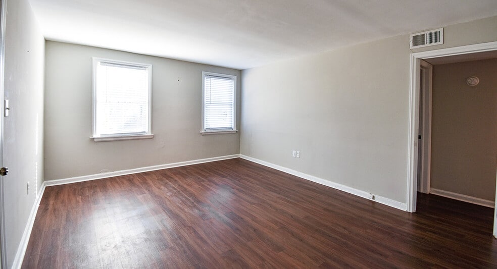 More Photos Of 3901-3903 Cutshaw Ave, Richmond Apartments For Sale