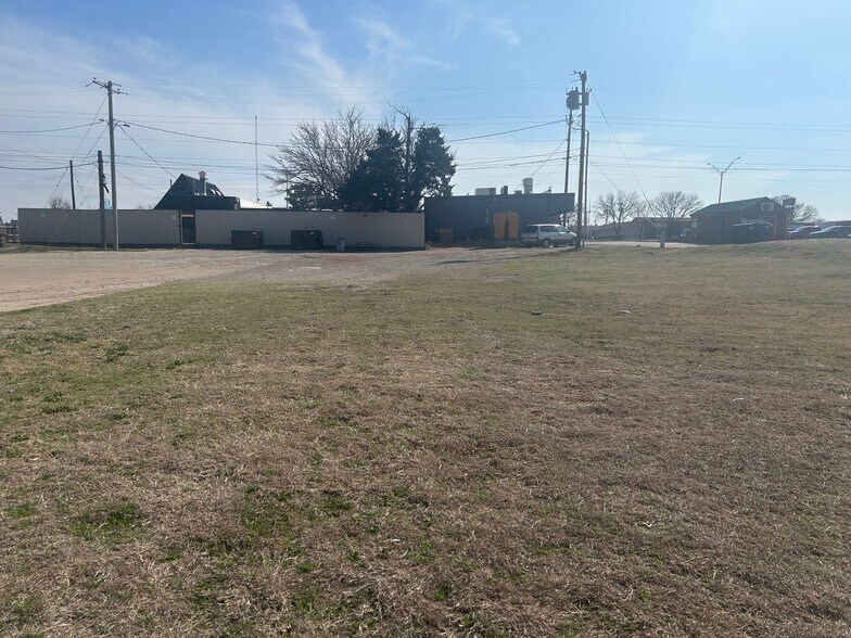 More Photos Of , Lawton General Retail For Sale