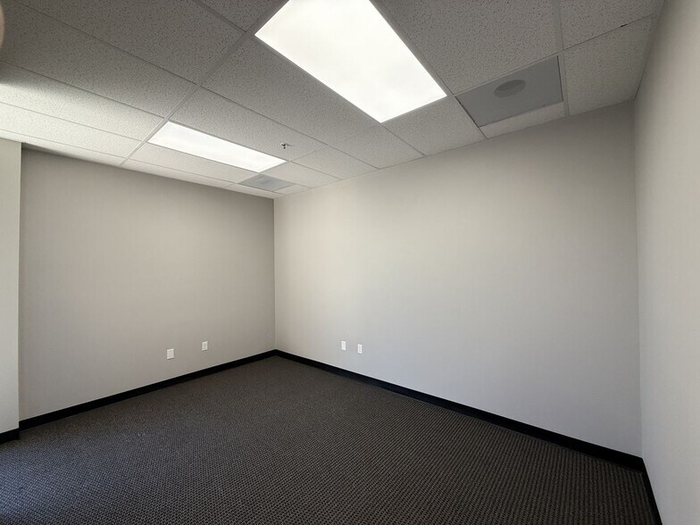 More Photos Of 3222 Corte Malpaso, Camarillo Warehouse For Sale