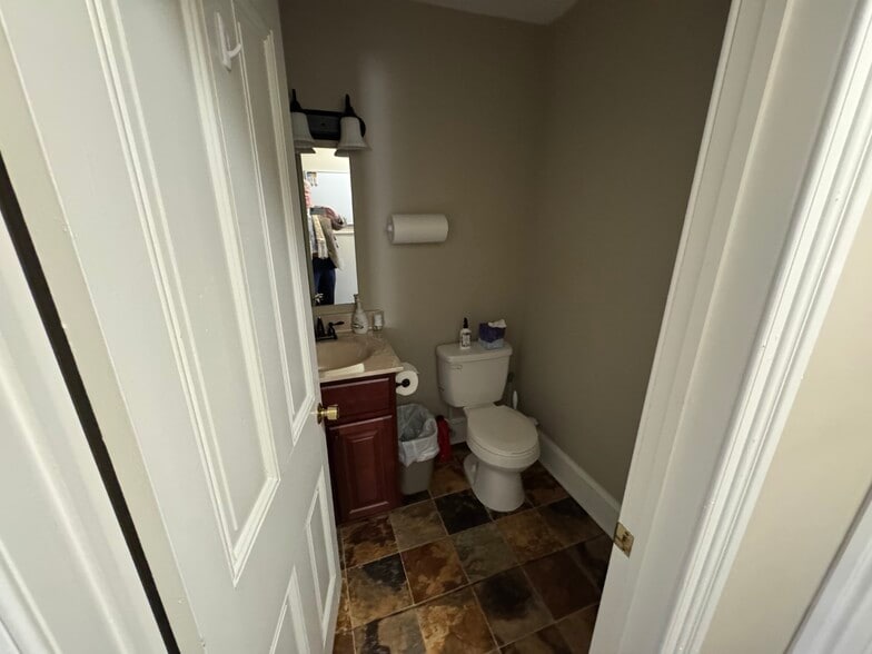 More Photos Of 6 S State St, Dover Office For Sale