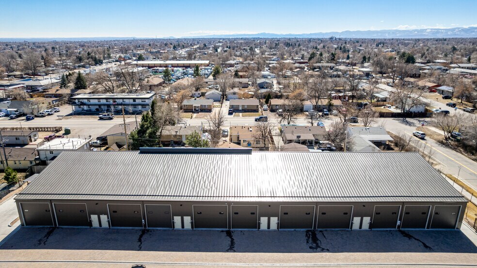 More Photos Of 560 Ames St, Lakewood Industrial For Sale