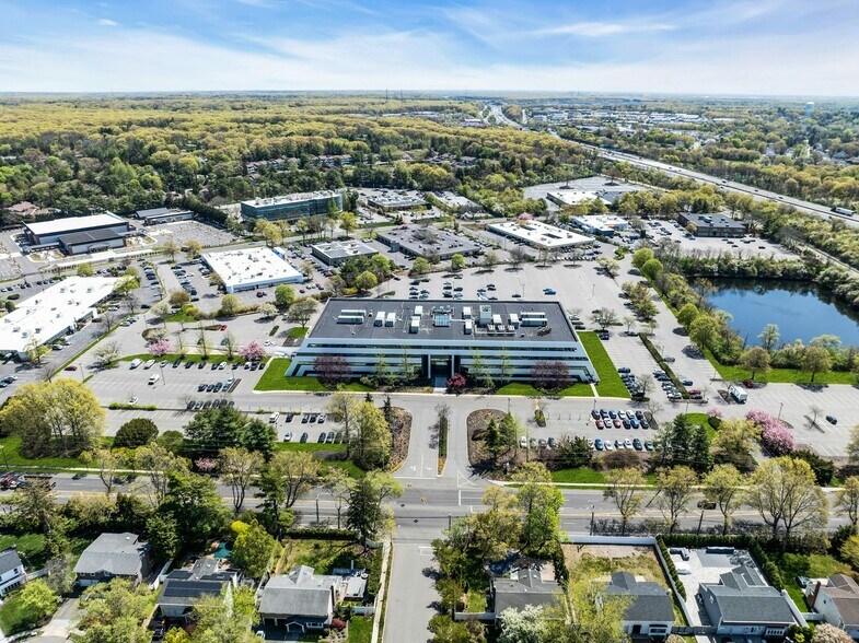 More Photos Of 1000 Woodbury Rd, Woodbury Office For Lease