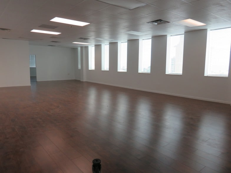 More Photos Of 501 N Grandview Ave, Daytona Beach Medical For Sale