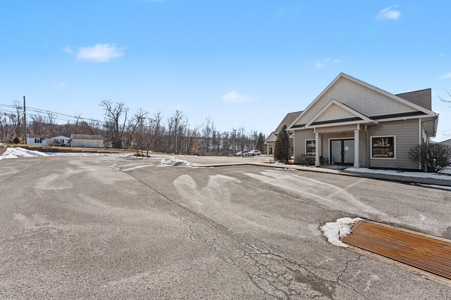 More Photos Of 2195 Cheat Rd, Morgantown Medical For Lease