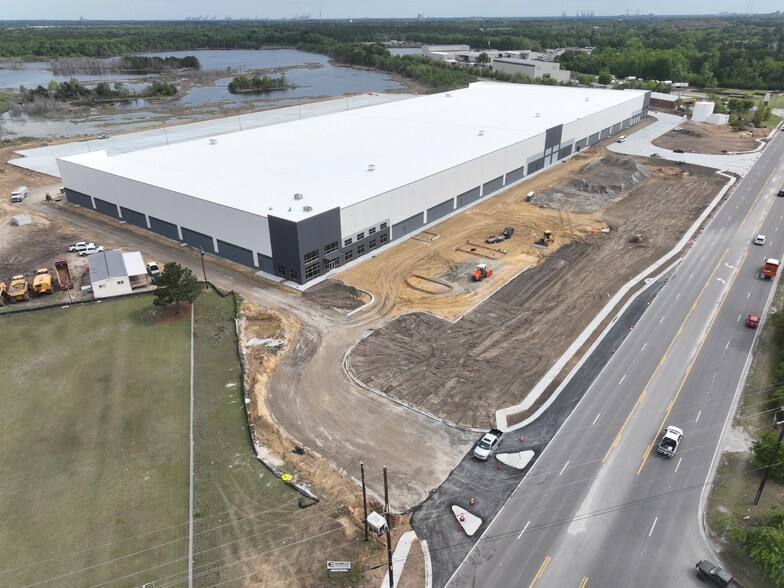 More Photos Of 4704 Ogeechee Rd, Savannah Warehouse For Lease