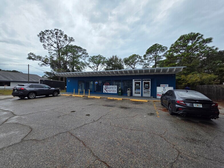 More Photos Of 1306 Coastal Hwy, Panacea Convenience Store For Sale