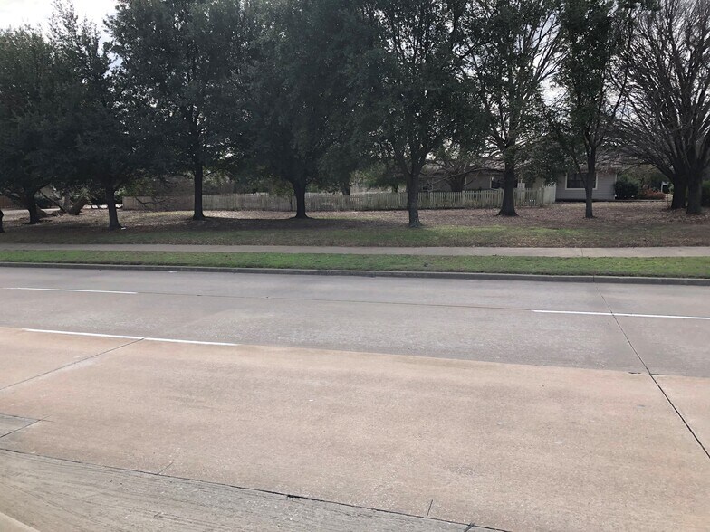 More Photos Of 7605 Virginia Pkwy, McKinney Office For Sale