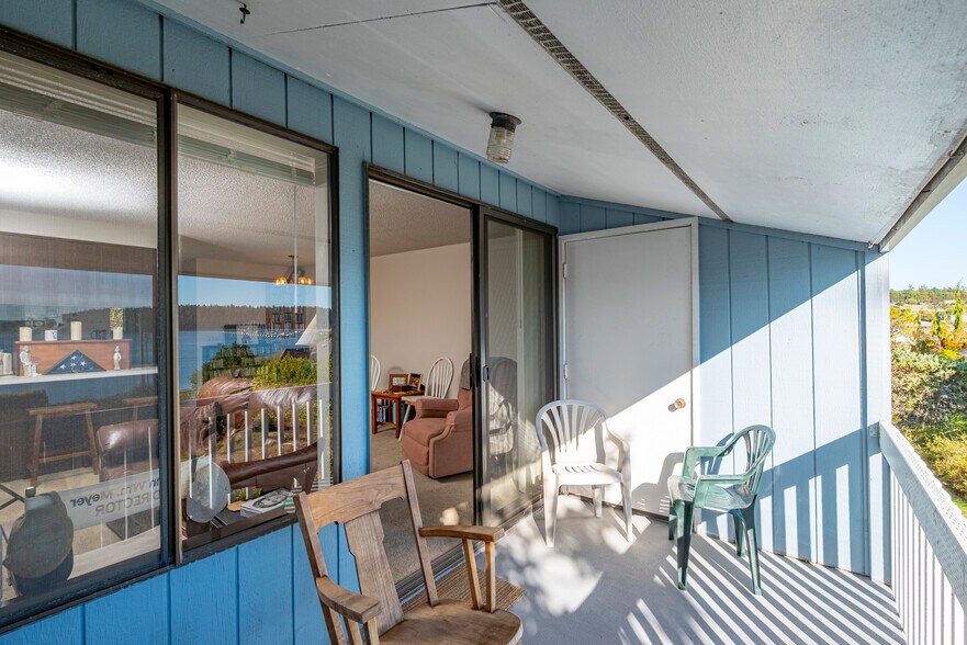 More Photos Of 1475 SE 9th Ave, Oak Harbor Apartments For Sale