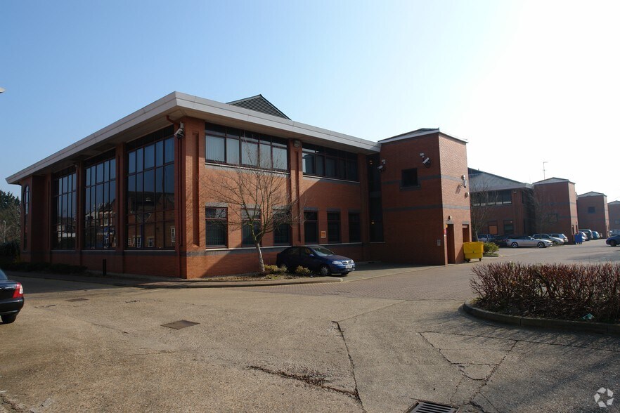 More Photos Of Elstree Way, Borehamwood Office For Lease