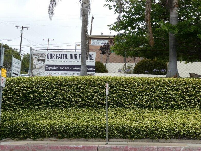 More Photos Of 122-126 N Pacific Coast Hwy, Redondo Beach Schools For Sale