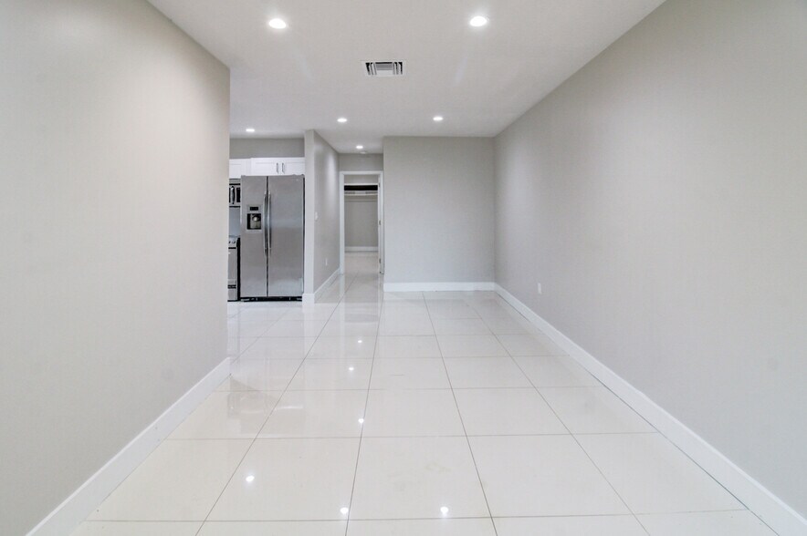 More Photos Of 1519-1521 NW 8th Ave, Fort Lauderdale Apartments For Sale