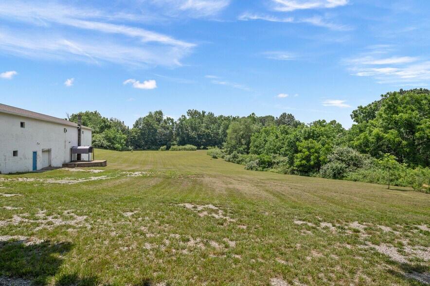 More Photos Of 2006 Mount Pleasant Rd, Greensburg Freestanding For Sale