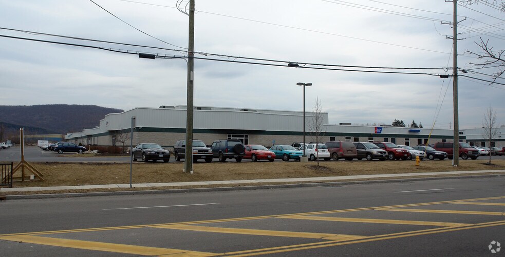 More Photos Of 1300 College Ave, Elmira Flex For Lease
