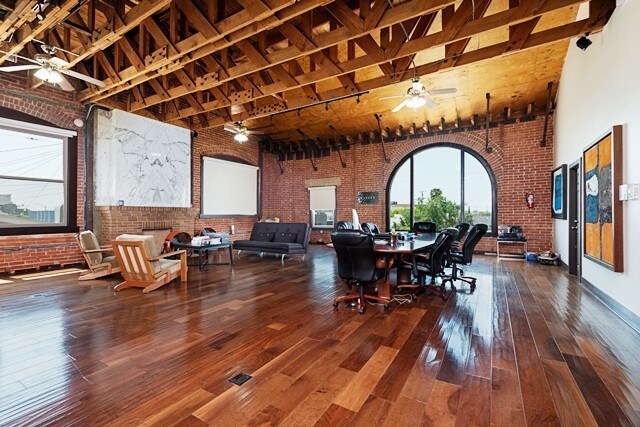 More Photos Of 124 N Townsend Ave, Los Angeles Loft Creative Space For Sale
