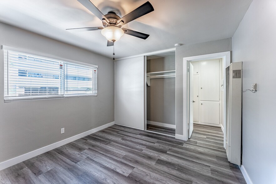 More Photos Of 2777 Nimitz Blvd, San Diego Apartments For Sale