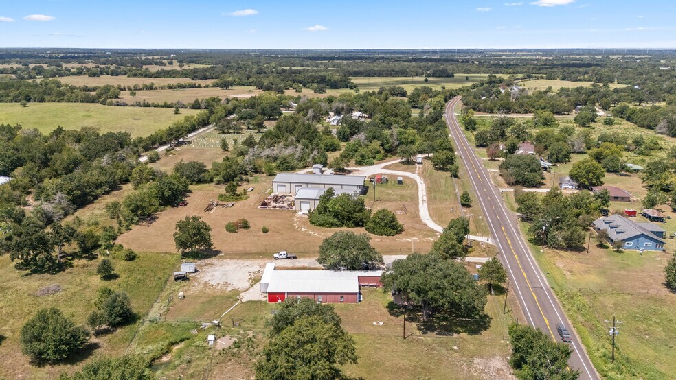 More Photos Of 9772 FM 1696 Rd, Bedias Storefront For Sale
