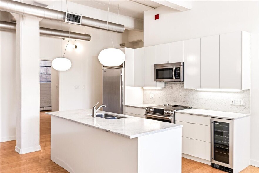 More Photos Of 109 N Orianna St, Philadelphia Office For Sale