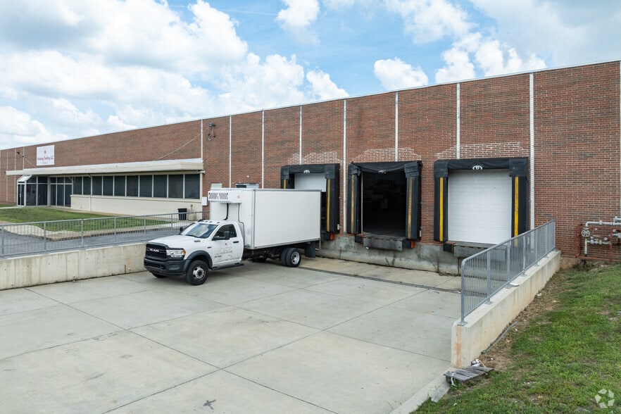 More Photos Of 1710 Midway Rd, Odenton Distribution For Lease